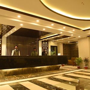 Hotel Elaf International
